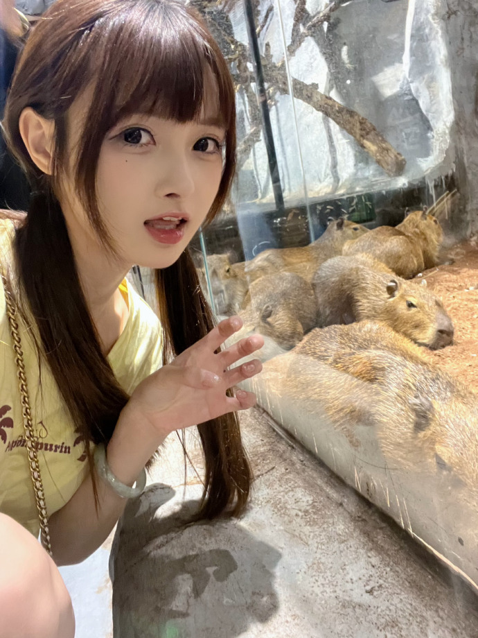 写真·下拉式整话连载 第4页
